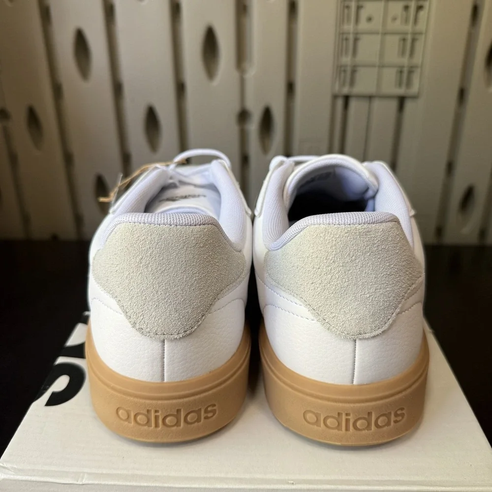 Adidas Men's Size 11 COURTBLOCK Shoes Sneakers White Green Gum IF6505